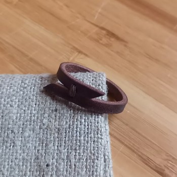 Կաշվե մատանի lr25011