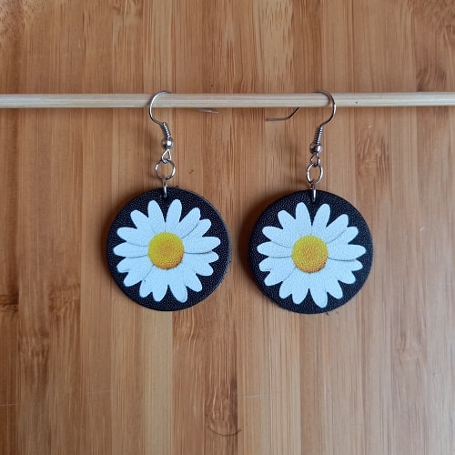 Կաշվե ականջօղ le25006