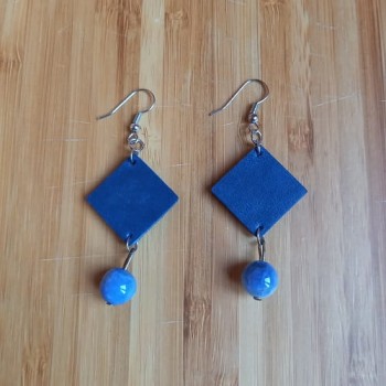 Կաշվե ականջօղ le25039